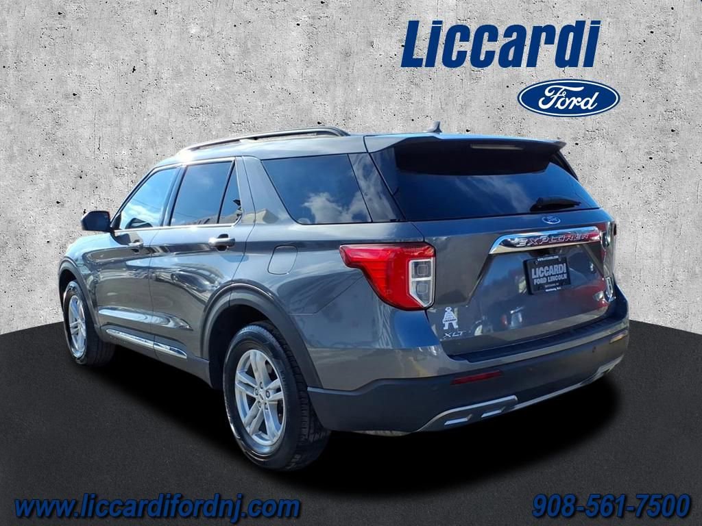 Certified 2023 Ford Explorer XLT w/ Equipment Group 202A image 4