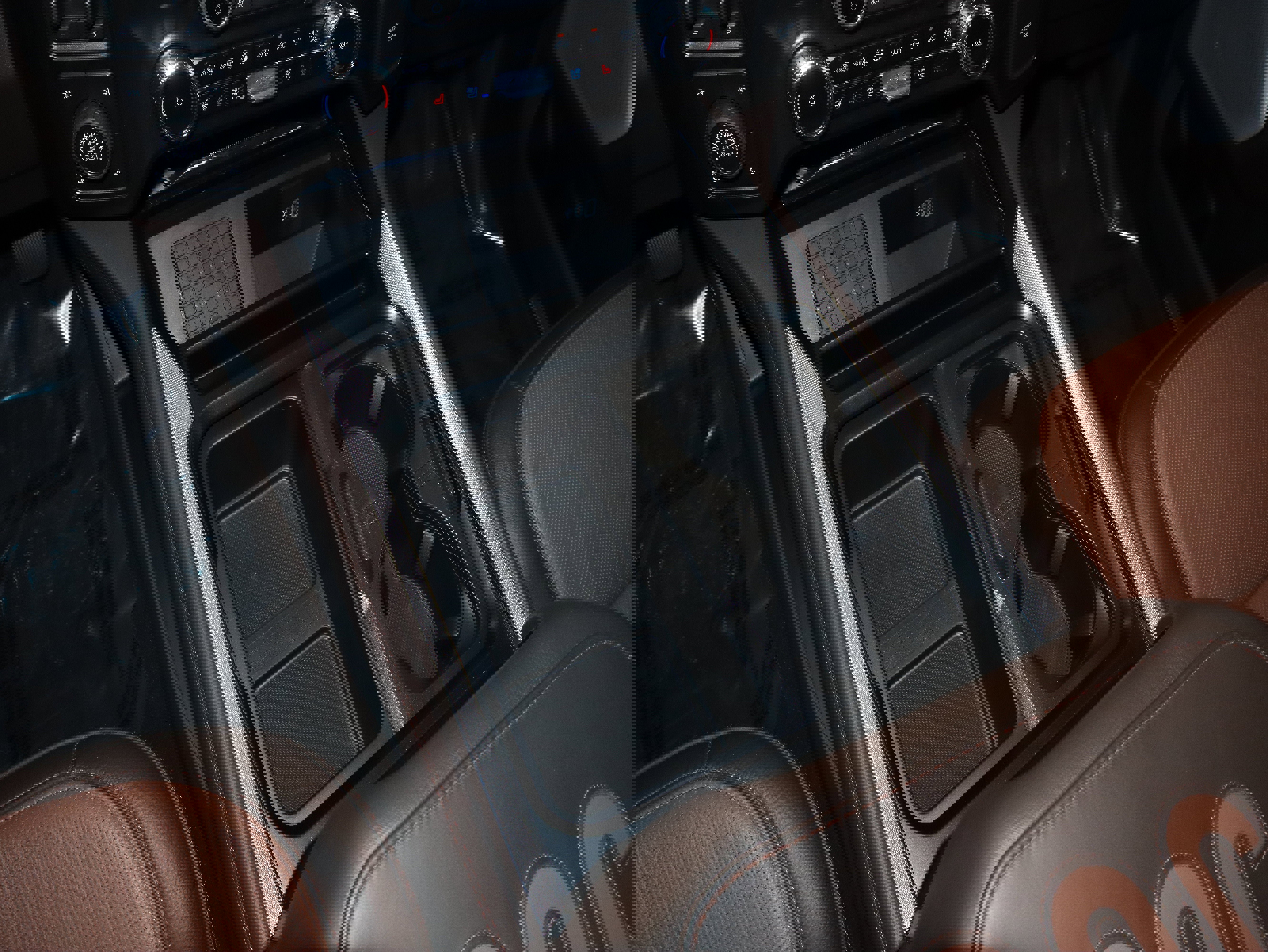 Certified 2026 Ford F350 King Ranch w/ Tremor Off-Road Package AWD/4WD image 31