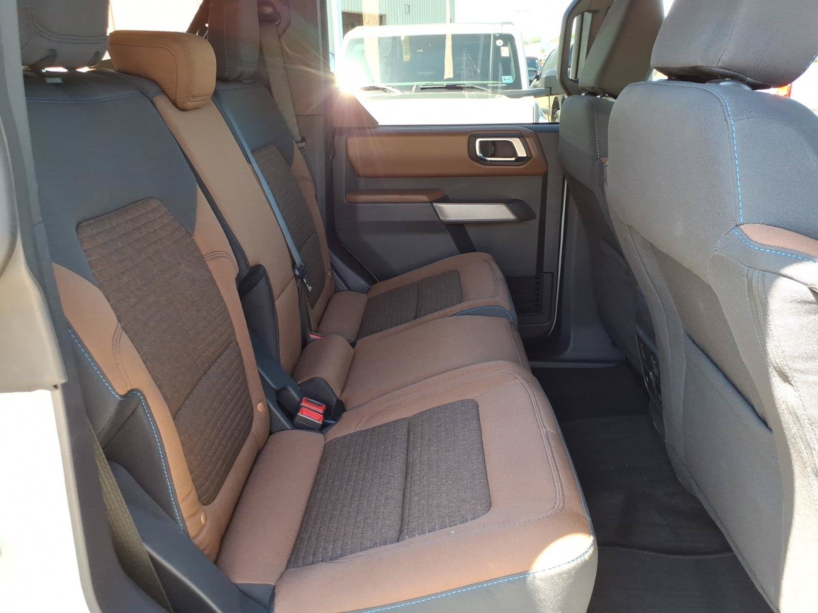 Certified 2022 Ford Bronco Outer Banks AWD/4WD image 9