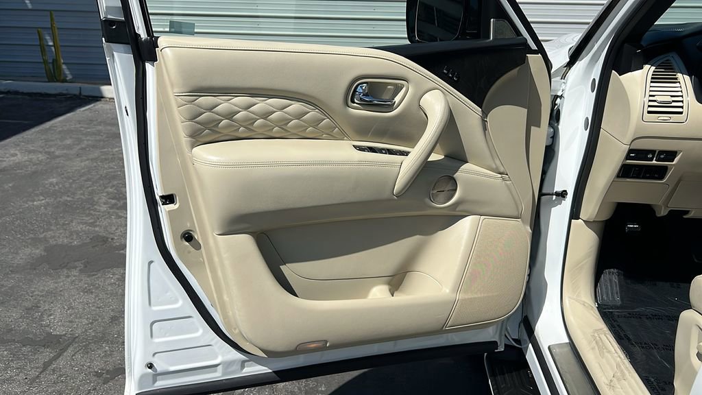 Used 2023 INFINITI QX80 Sensory w/ Cargo Package image 16