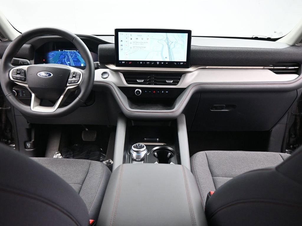 Certified 2025 Ford Explorer Active image 46