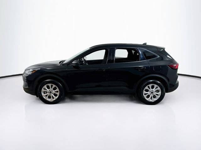 Certified 2025 Ford Escape Active AWD/4WD image 5
