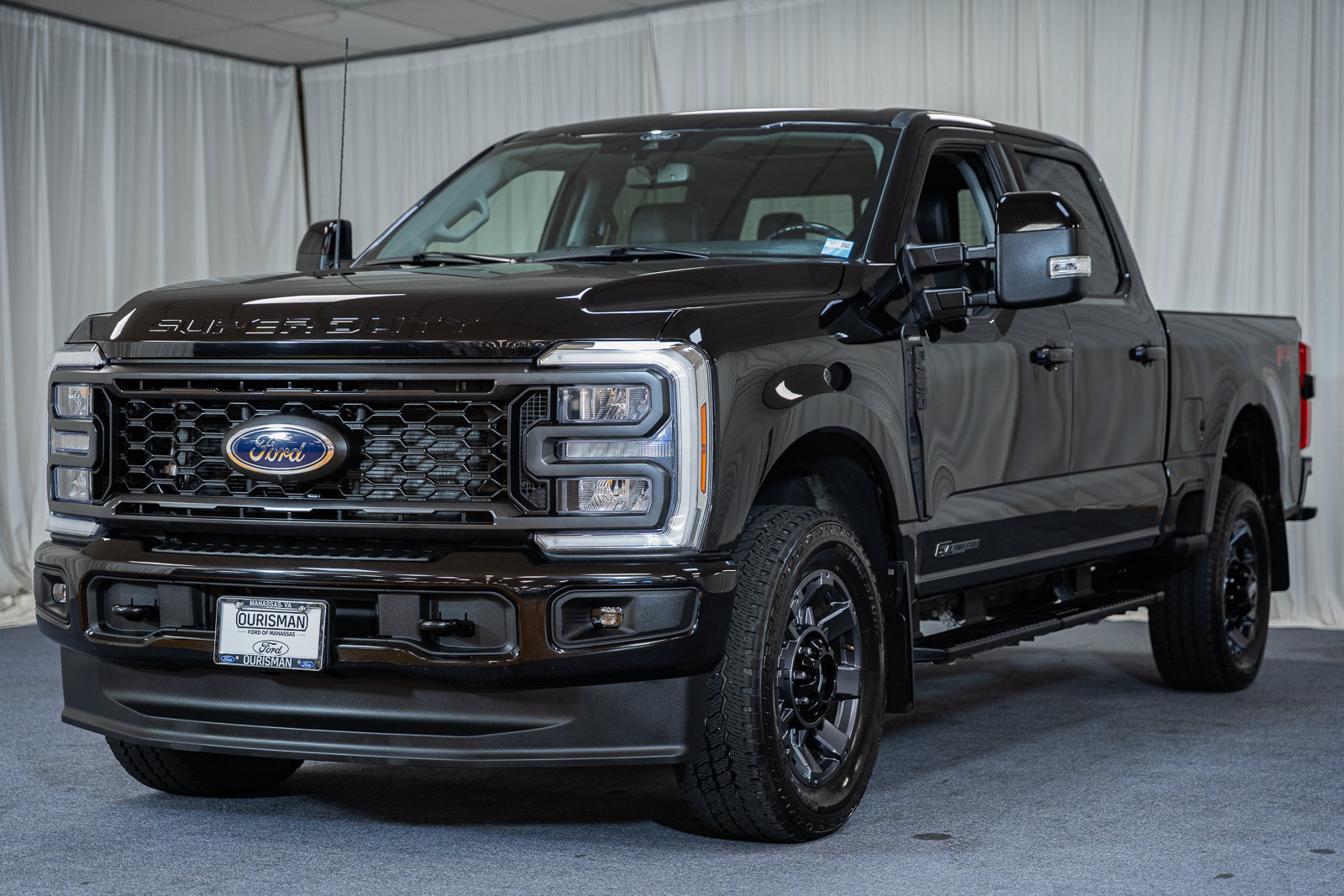 Certified 2024 Ford F250 Lariat w/ Sport Appearance Package AWD/4WD image 3