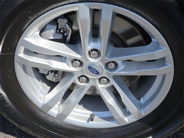 Certified 2022 Ford Explorer XLT w/ Equipment Group 202A image 30