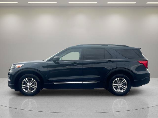 Certified 2023 Ford Explorer XLT w/ Equipment Group 202A AWD/4WD image 4