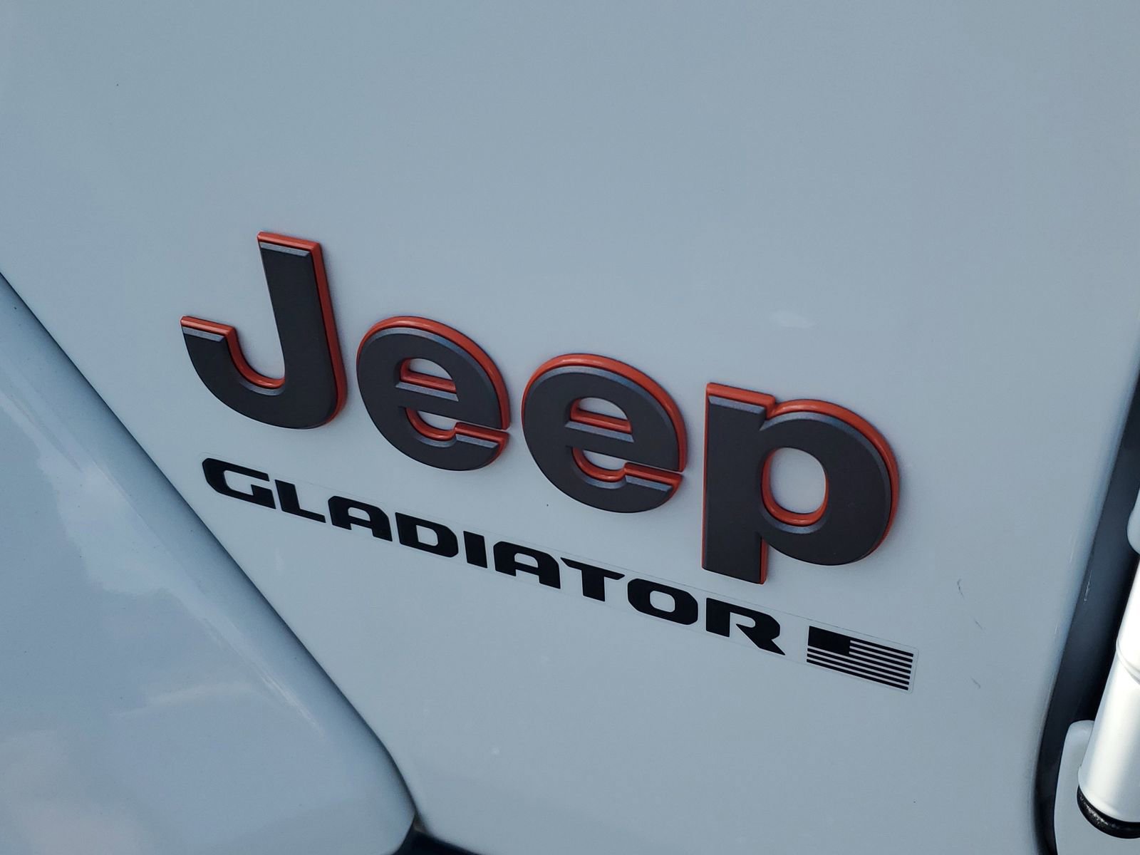 Used 2025 Jeep Gladiator Mojave AWD/4WD image 6