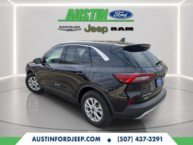 Certified 2023 Ford Escape Active w/ Tech Pack #2 image 5