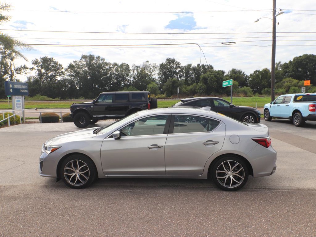 Used 2020 Acura ILX w/ Premium Package FWD image 5
