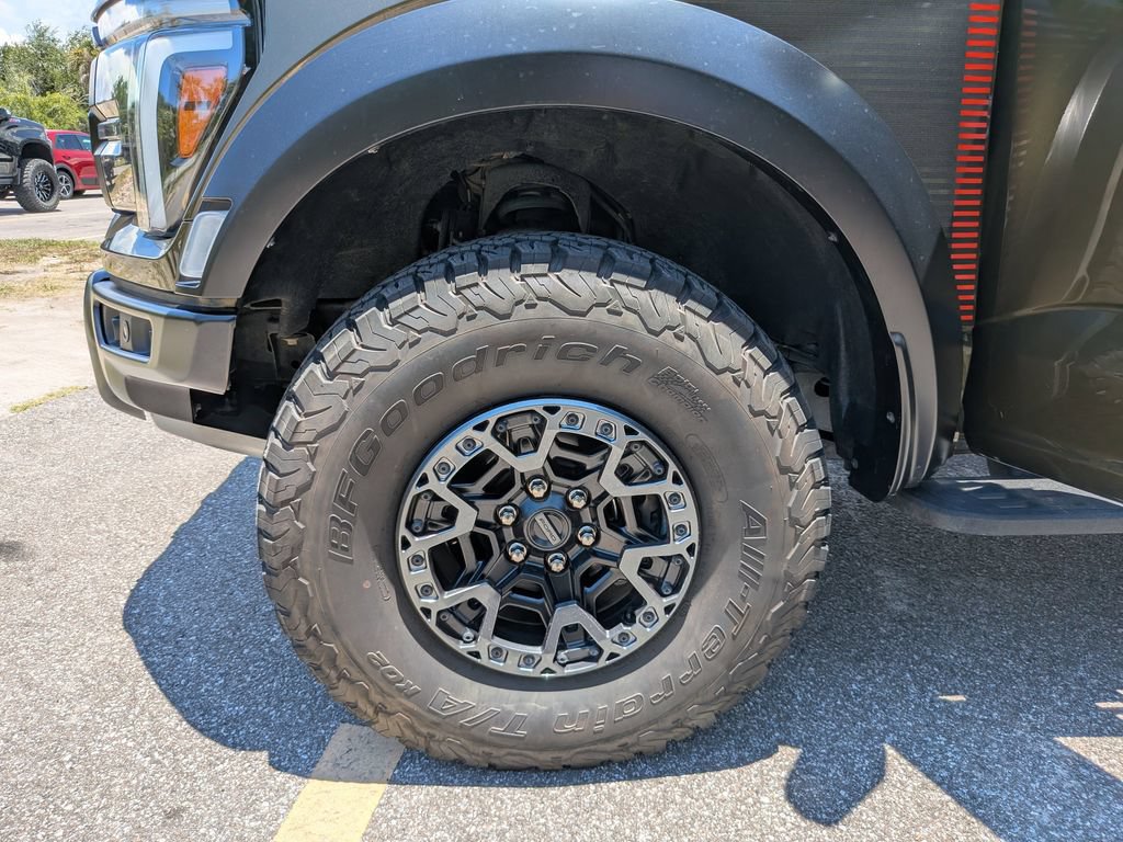 Certified 2024 Ford F150 Raptor w/ Equipment Group 803A Raptor R AWD/4WD image 37