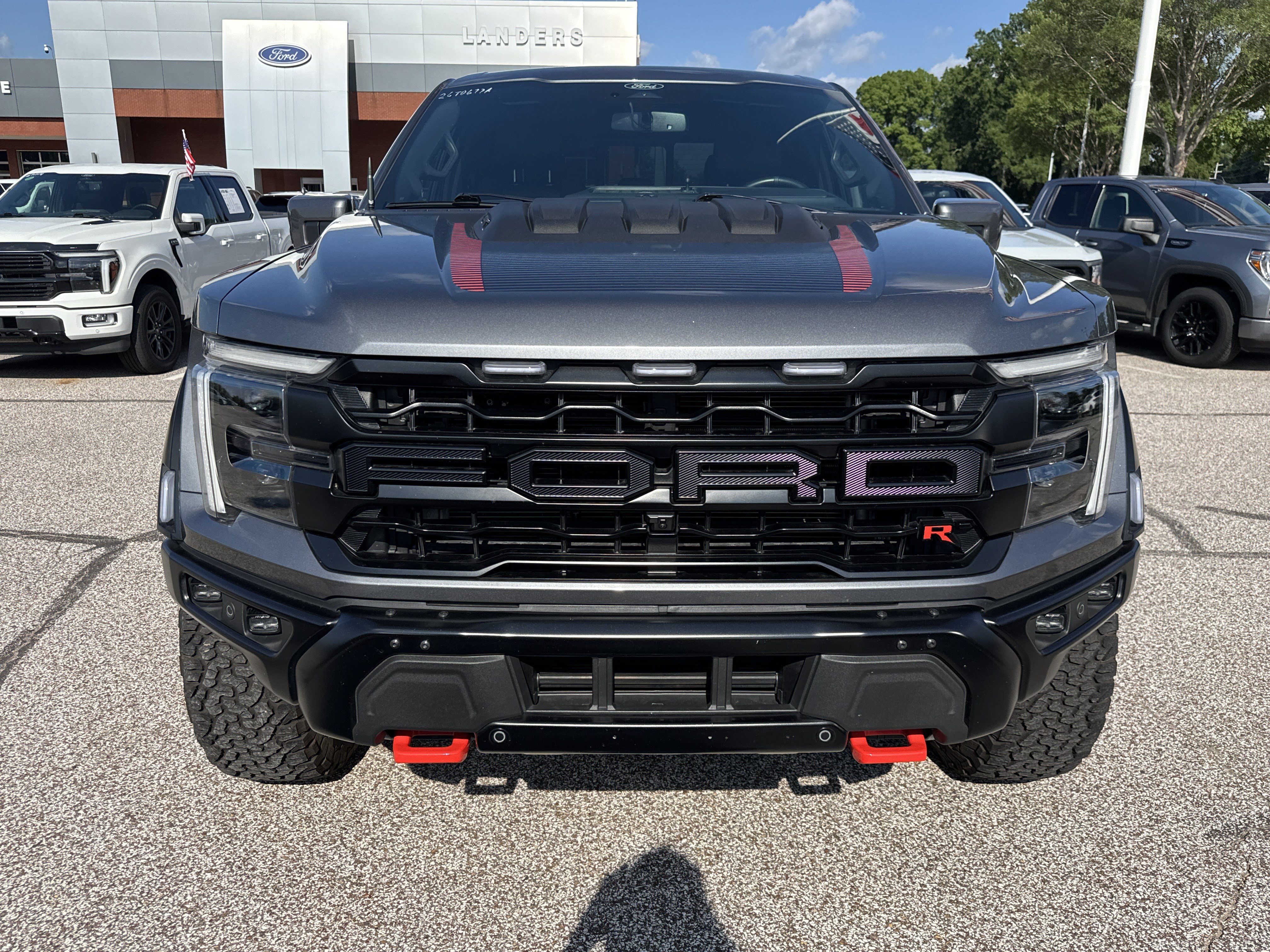 Certified 2025 Ford F150 Raptor w/ Equipment Group 803A Raptor R AWD/4WD image 8