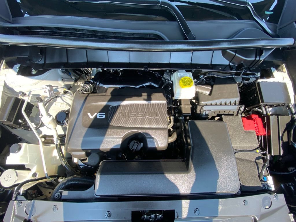 Used 2023 Nissan Pathfinder Platinum FWD image 32