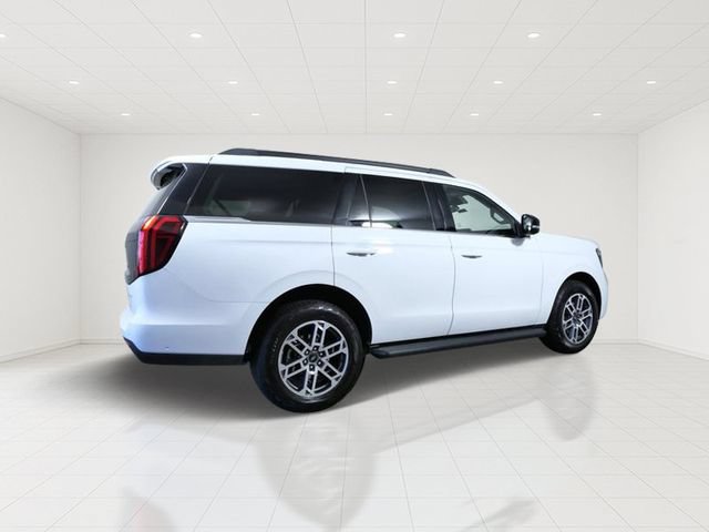 Certified 2025 Ford Expedition Active AWD/4WD image 6