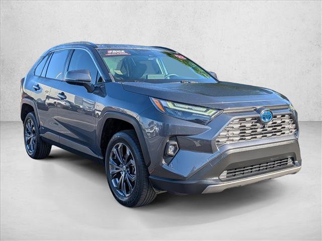 Used 2022 Toyota RAV4 Limited AWD/4WD video 3