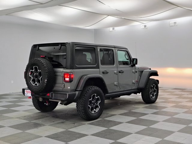 Used 2023 Jeep Wrangler Unlimited Rubicon w/ Cold Weather Group AWD/4WD image 9