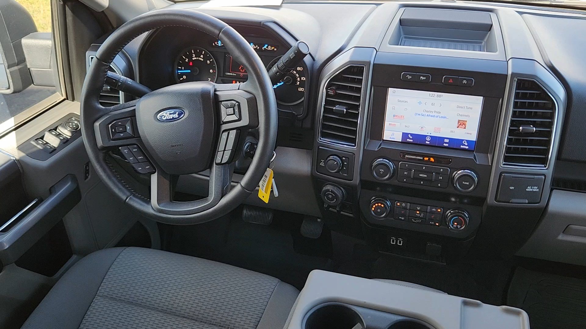 Certified 2020 Ford F150 XLT w/ Equipment Group 302A Luxury AWD/4WD image 6