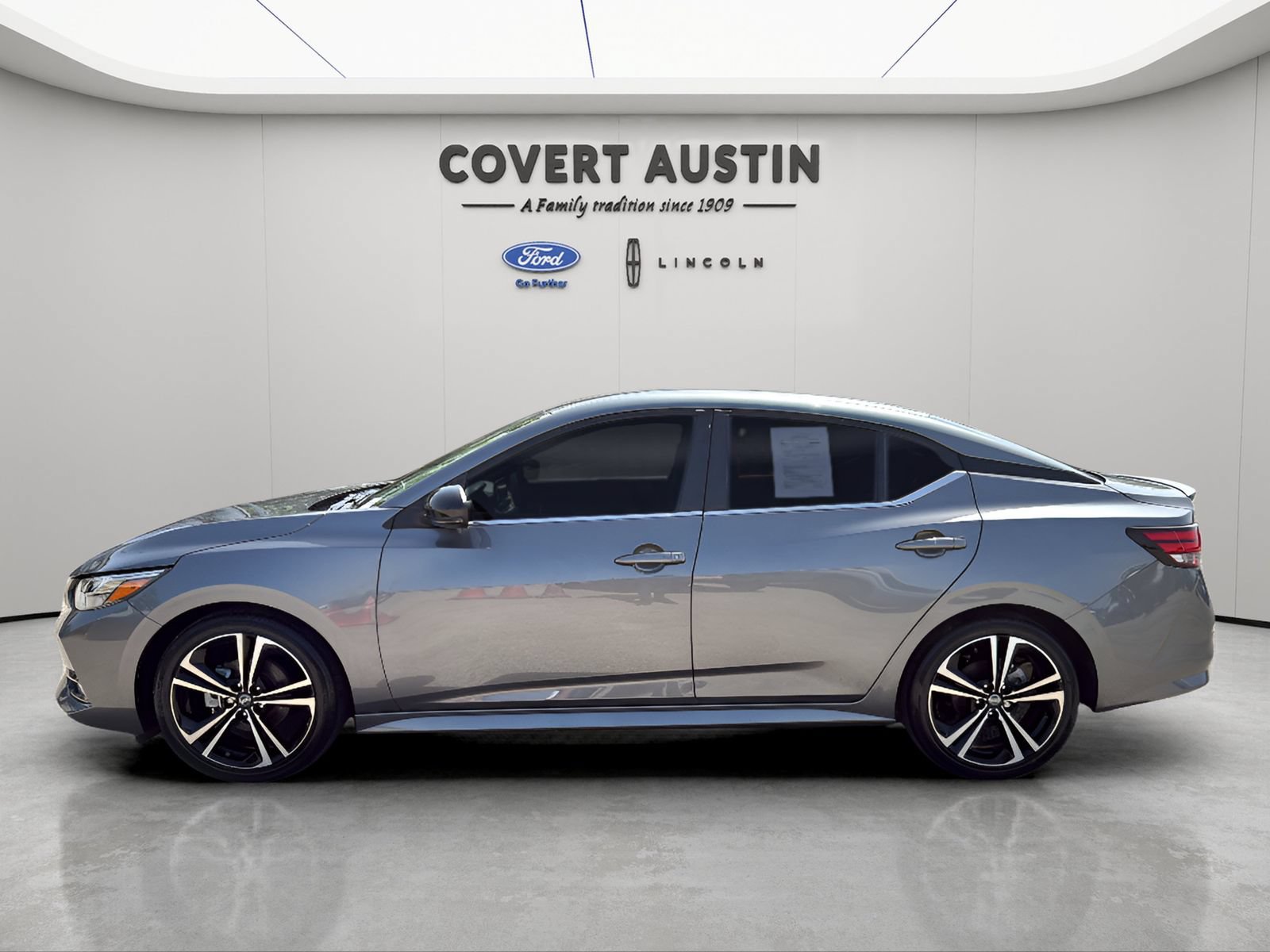 Used 2023 Nissan Sentra SR FWD image 3