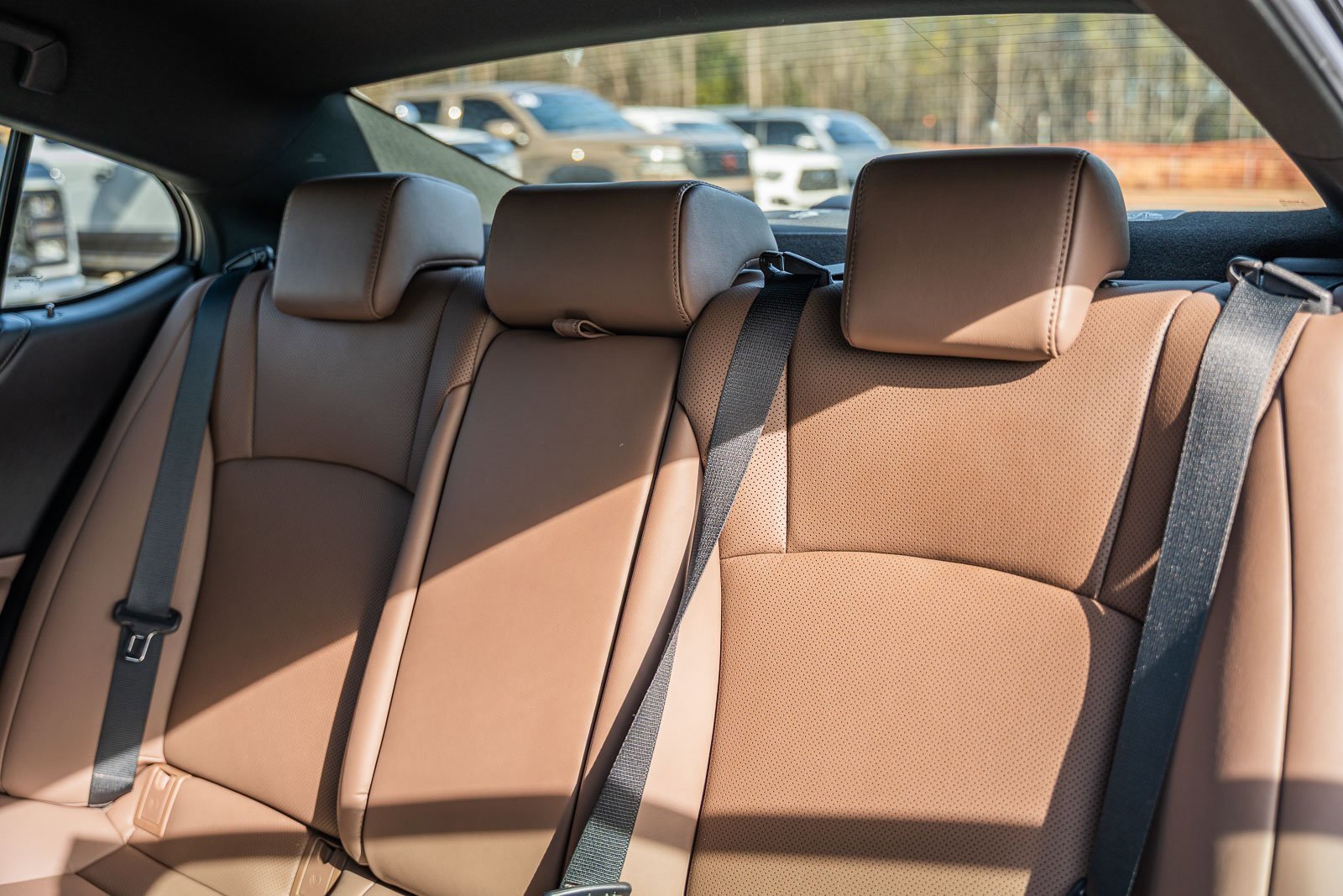 Used 2023 Lexus ES 350 w/ Premium Package image 28