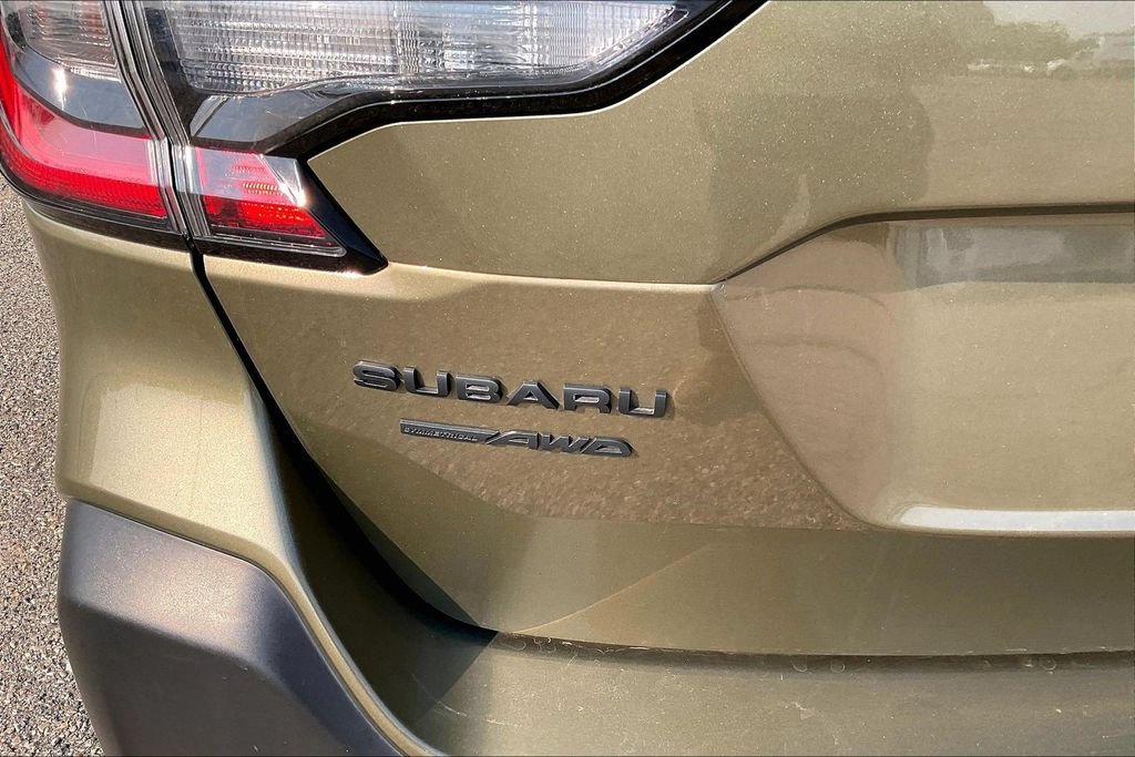 Used 2025 Subaru Outback Onyx Edition AWD/4WD image 6