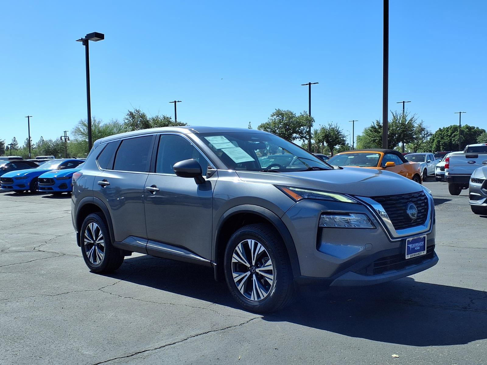 Used 2022 Nissan Rogue SV FWD image 8