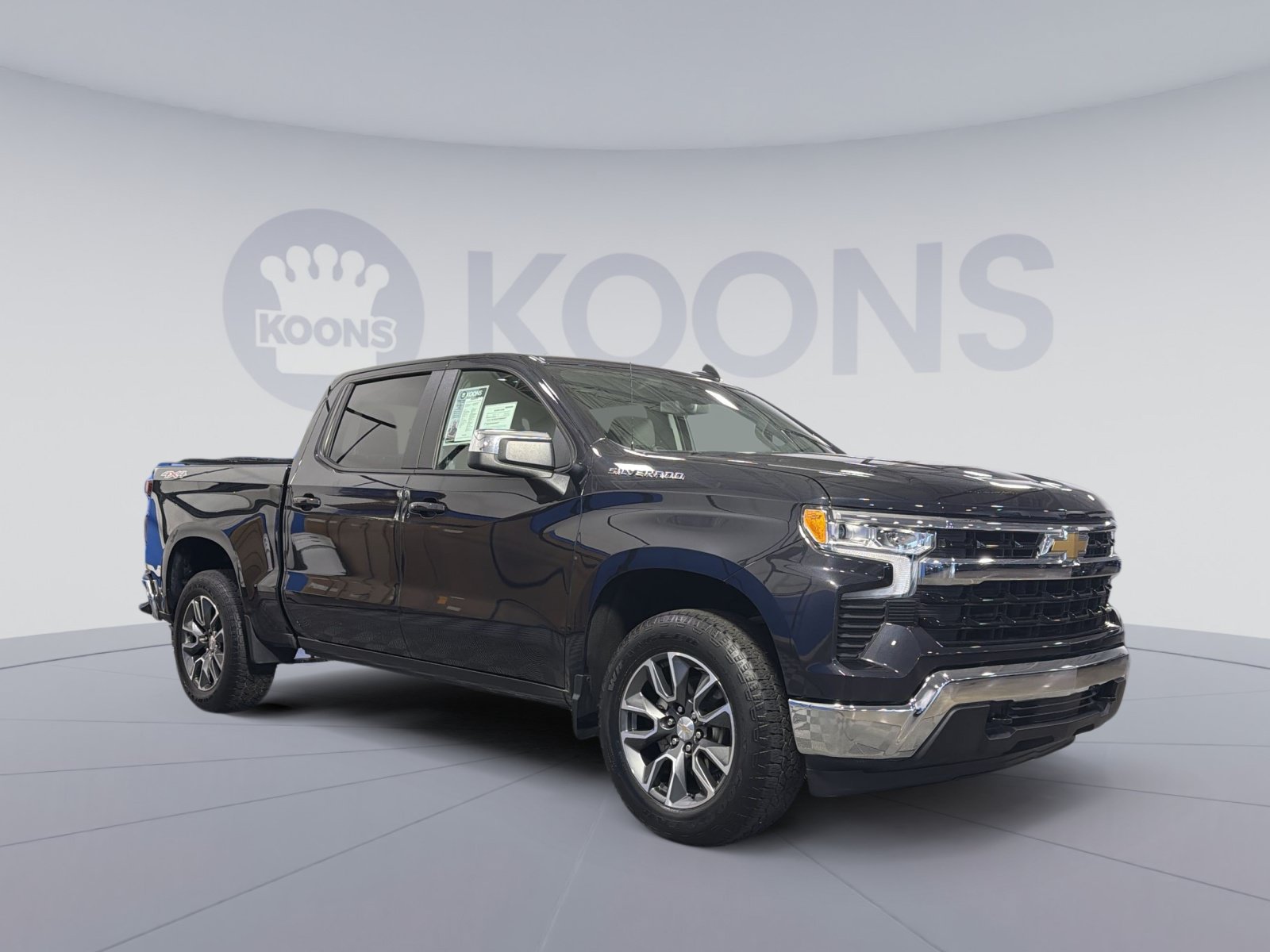 Used 2024 Chevrolet Silverado 1500 LT AWD/4WD image 10