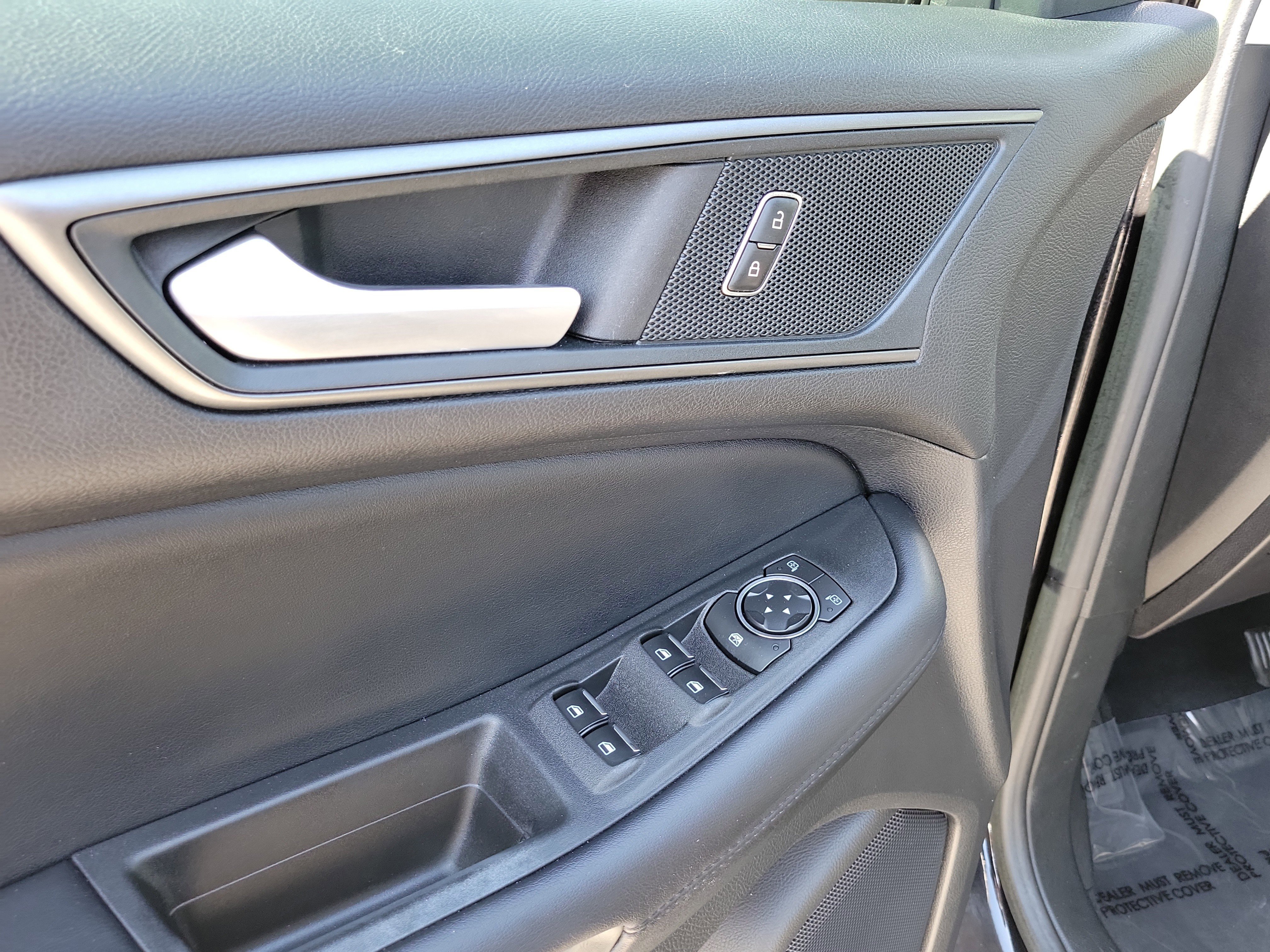 Certified 2021 Ford Edge SE FWD image 18