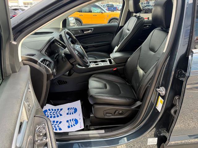 Certified 2022 Ford Edge Titanium image 9