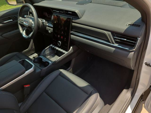 Used 2026 GMC Terrain Elevation w/ Elevation Premium Package AWD/4WD image 10