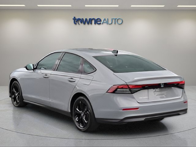 Used 2025 Honda Accord SE image 3