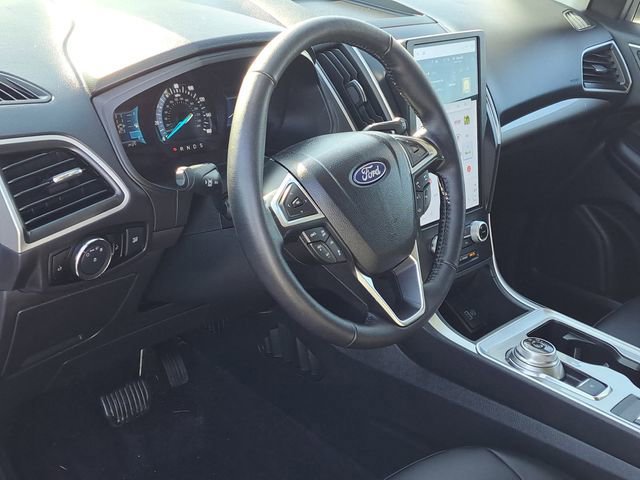 Certified 2024 Ford Edge SEL image 12