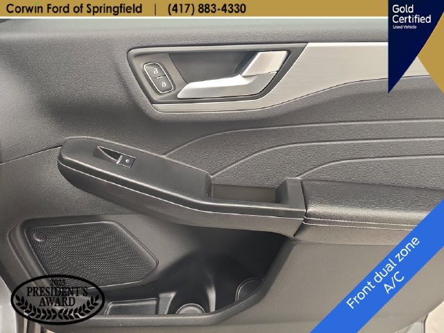 Certified 2025 Ford Escape Platinum AWD/4WD image 12