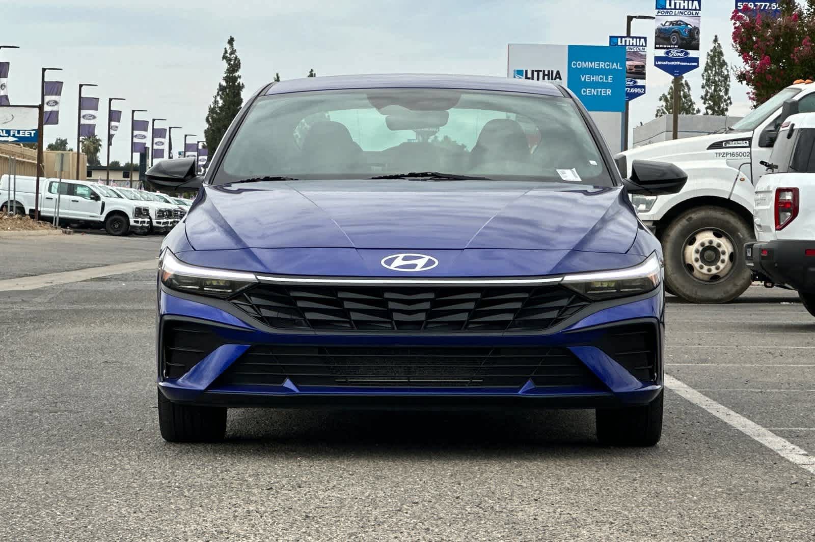 Used 2025 Hyundai Elantra Sport FWD image 11