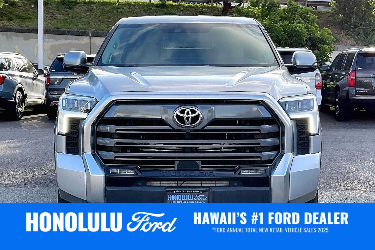 Used 2023 Toyota Tundra Limited AWD/4WD image 6