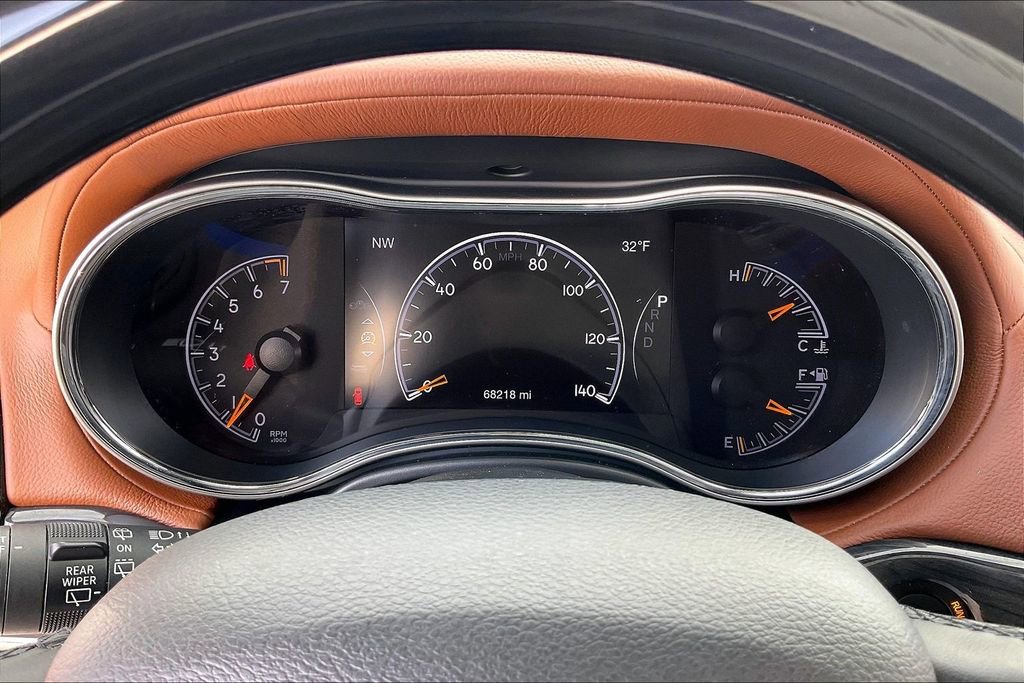Used 2021 Jeep Grand Cherokee Overland AWD/4WD image 18