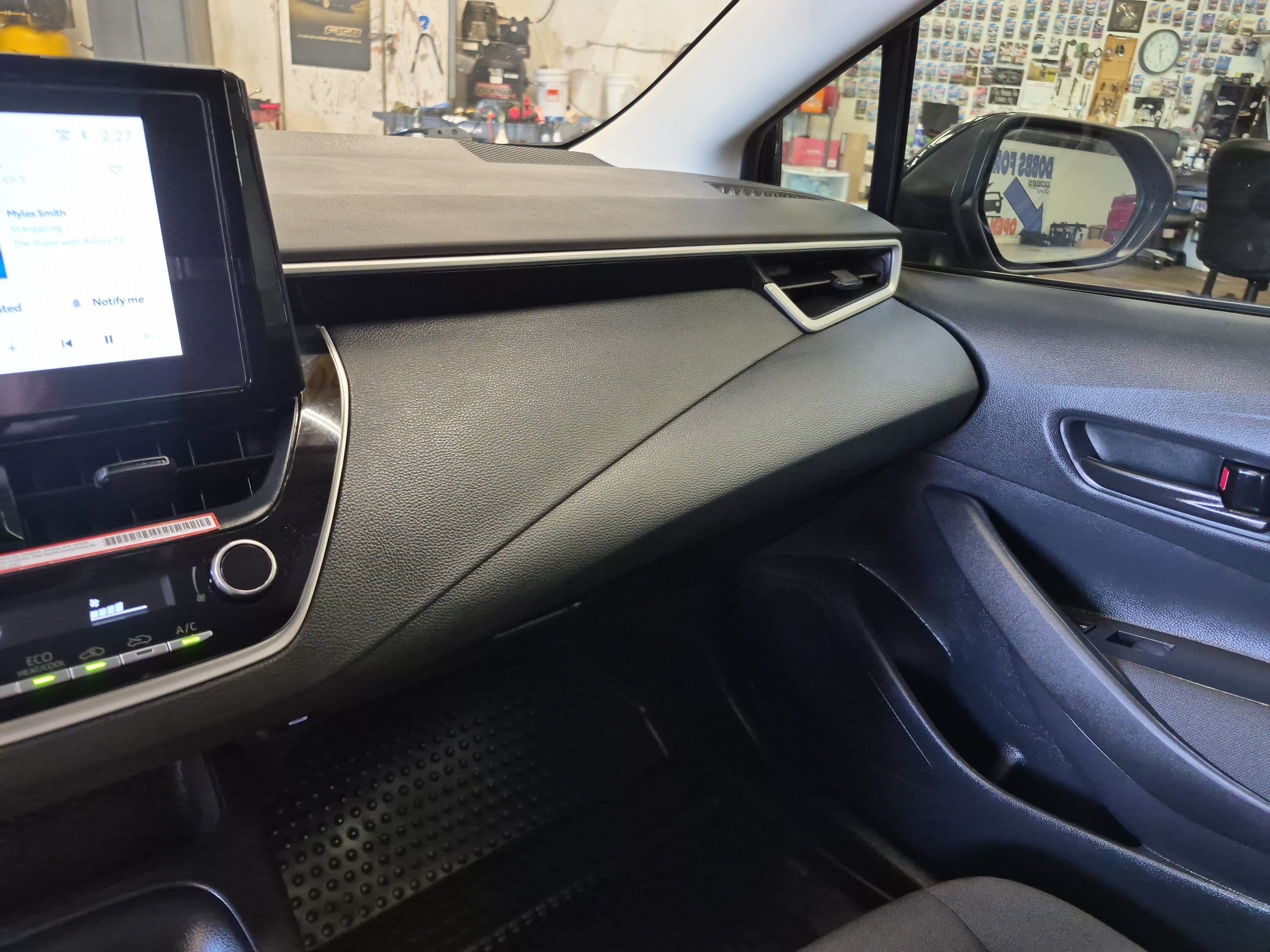 Used 2026 Toyota Corolla LE FWD image 22
