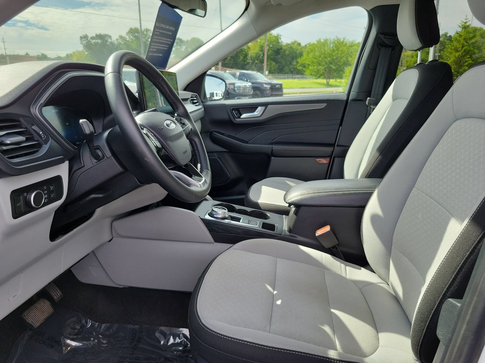 Certified 2025 Ford Escape Active w/ Active Premium Tech Pack AWD/4WD image 8