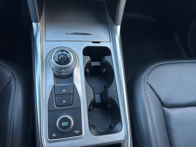 Certified 2022 Ford Explorer XLT w/ Equipment Group 202A image 24