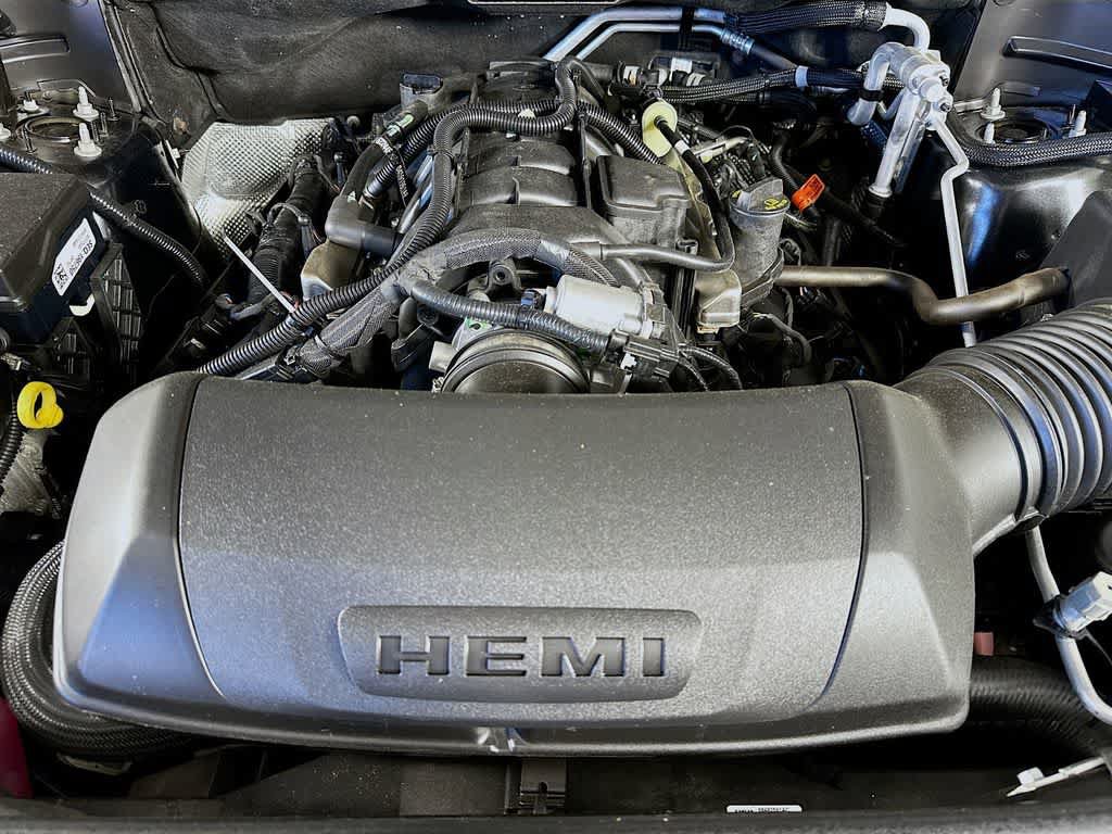 Used 2025 Dodge Durango R/T AWD/4WD image 9