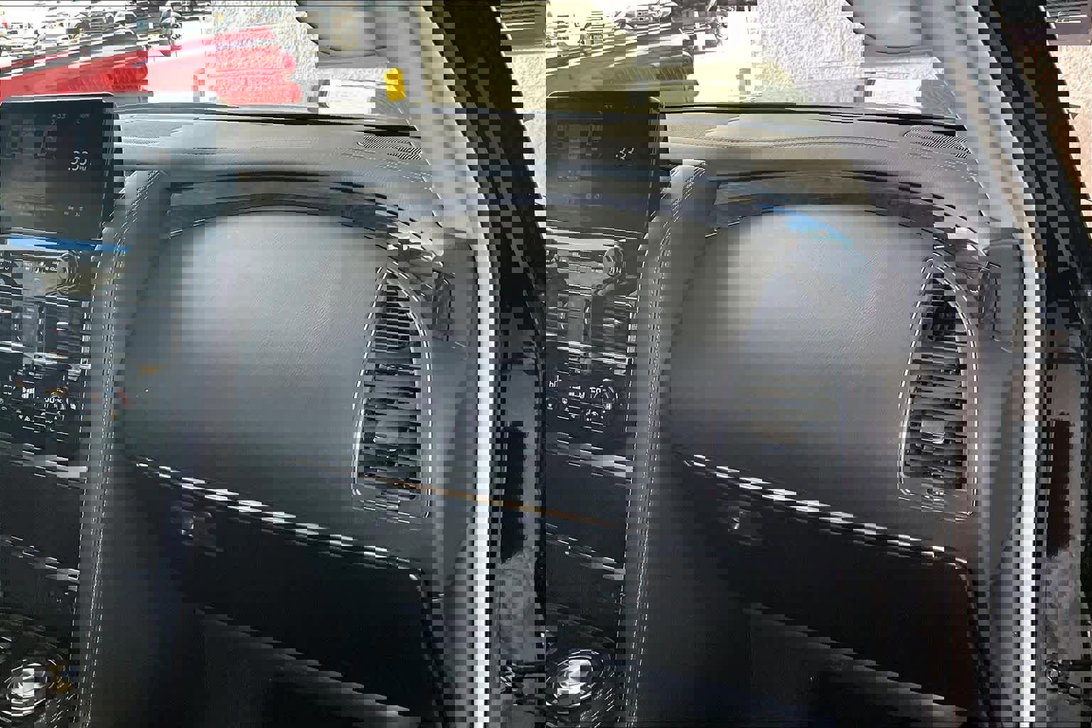 Used 2023 INFINITI QX80 Luxe w/ Cargo Package image 19