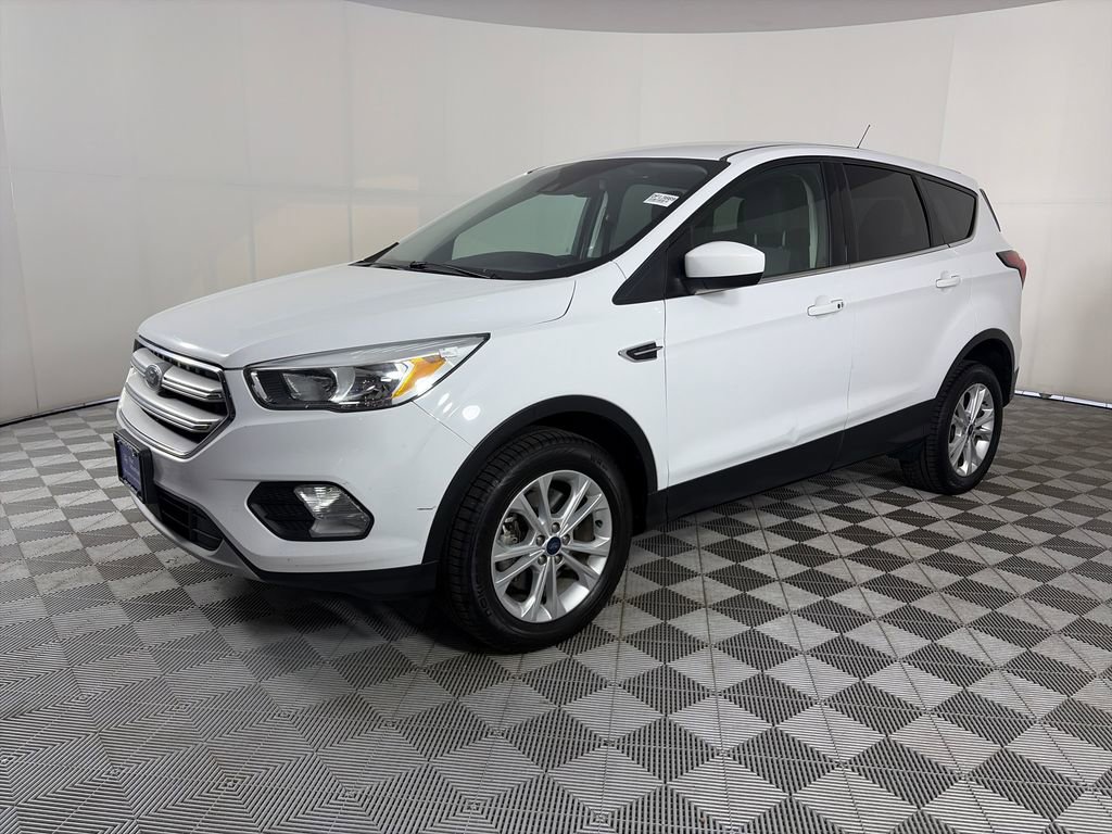 Certified 2019 Ford Escape SE image 3