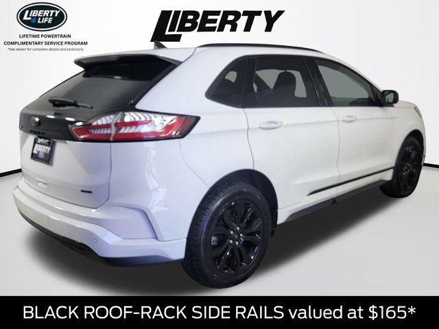 Certified 2022 Ford Edge SE w/ Black Appearance Package AWD/4WD image 4