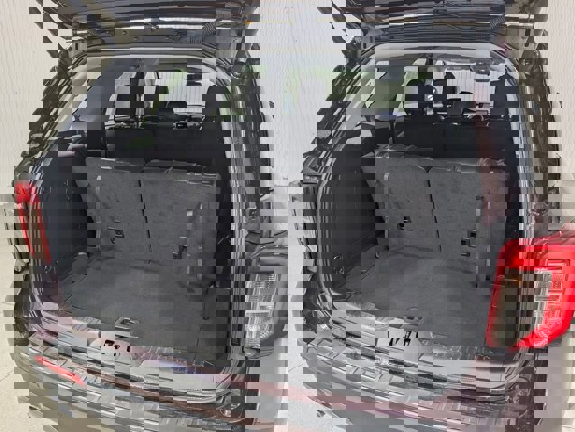 Certified 2023 Ford Explorer XLT w/ Equipment Group 202A image 10