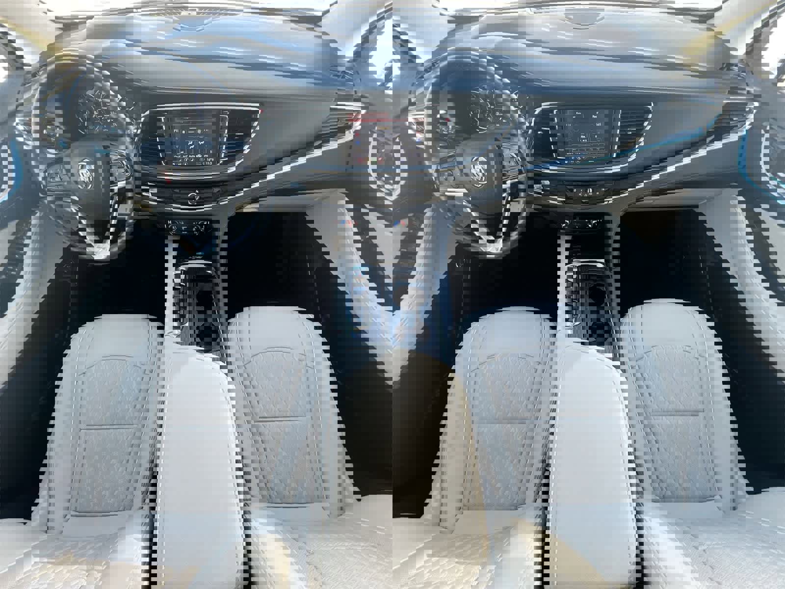 Used 2024 Buick Enclave Avenir w/ Avenir Technology Package image 15