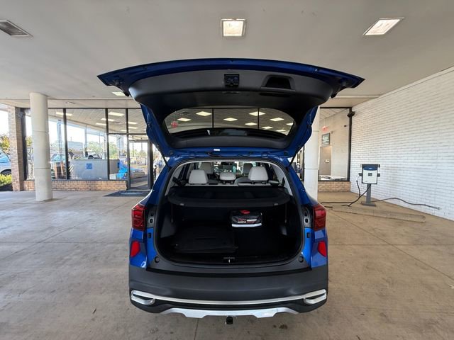 Used 2021 Kia Seltos SX w/ SX Sunroof Package AWD/4WD image 19
