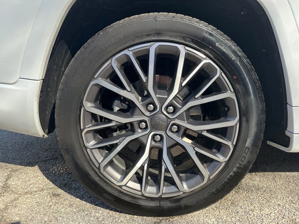 Used 2025 Jeep Grand Cherokee L Summit image 26