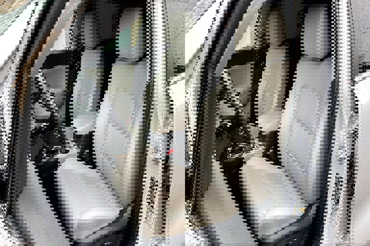 Used 2020 Kia Sportage EX image 14