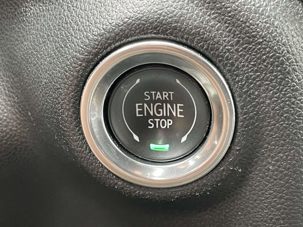 Used 2020 Chevrolet Silverado 1500 RST image 25