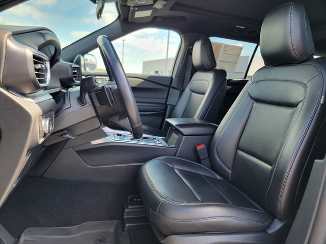 Certified 2020 Ford Explorer XLT w/ Equipment Group 202A AWD/4WD image 20