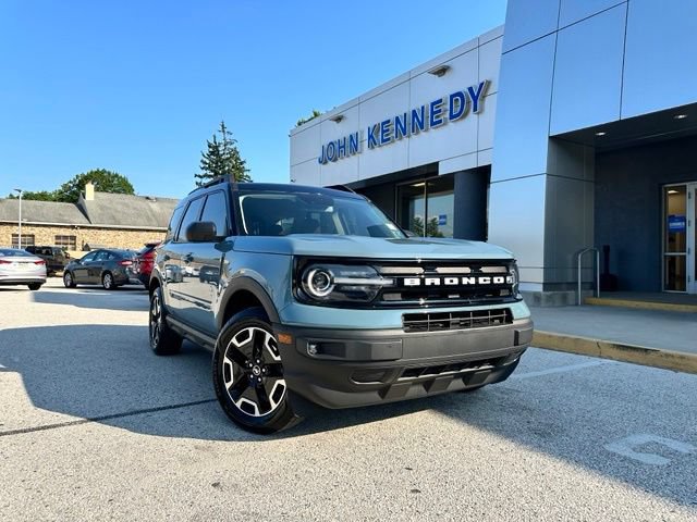 Certified 2022 Ford Bronco Sport Outer Banks w/ Tech Package AWD/4WD image 2