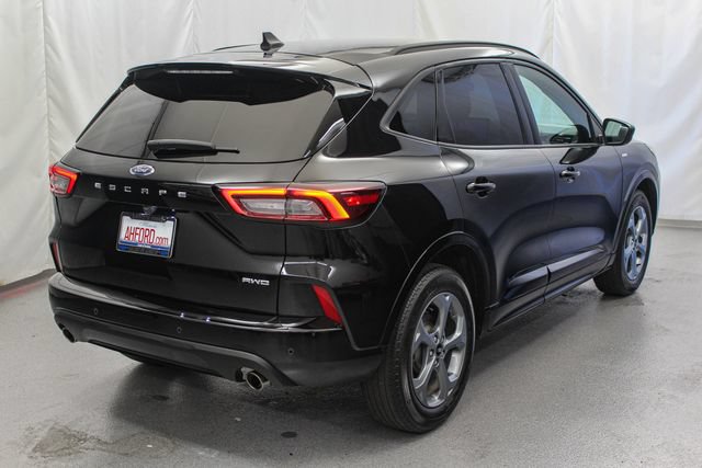 Certified 2023 Ford Escape ST-Line w/ Tech Pack #1 AWD/4WD image 10