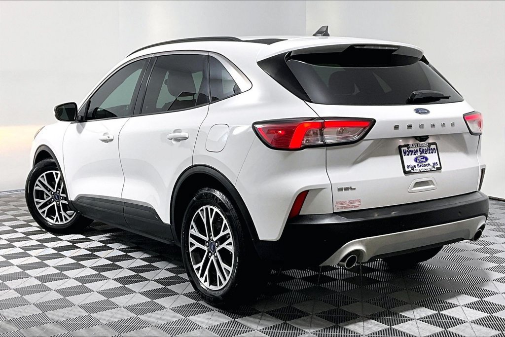 Certified 2020 Ford Escape SEL FWD image 11